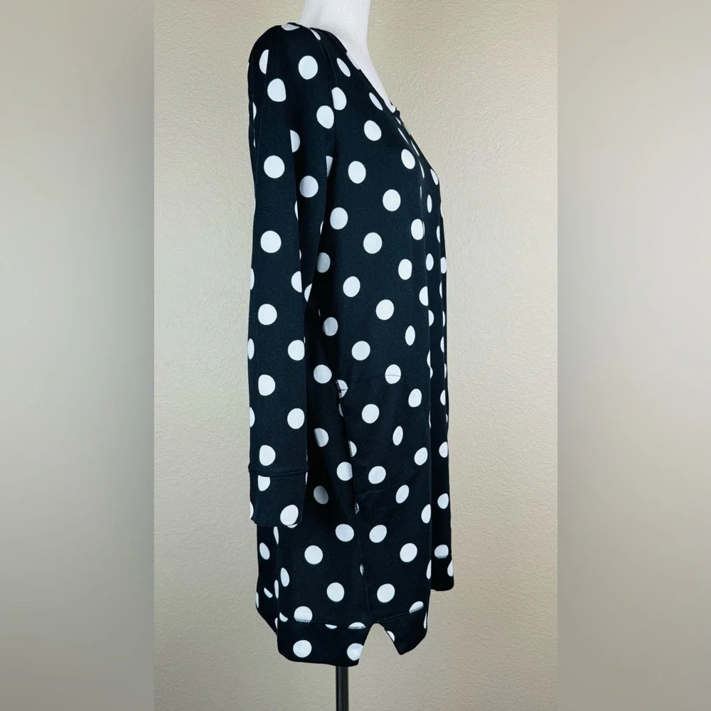 Kate Spade Black w/ White Polka Dot Long Sleeve Shift Dress. Size- M
